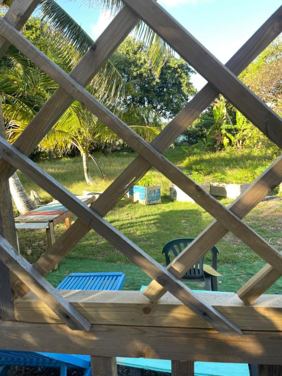 Zahrada ubytování 2 Bungalows au bord de la plage de montal a moule loués individuellement ou ensemble