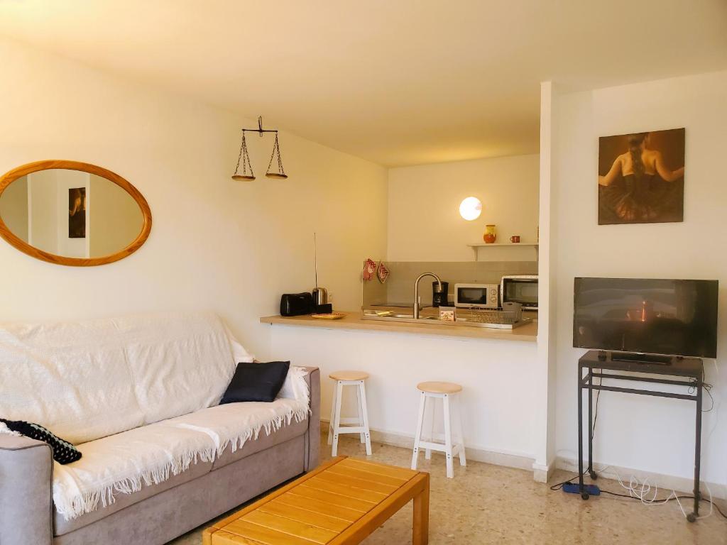 Fotografia z galérie ubytovania FREJUS PLAGE LE Mediterranee 2 T2 50m2 climatise v destinácii Fréjus
