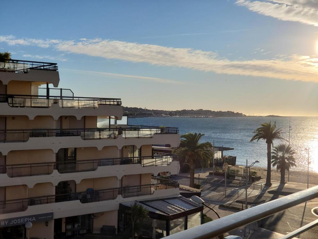 Fotografia z galérie ubytovania FREJUS PLAGE LE Mediterranee 2 T2 50m2 climatise v destinácii Fréjus