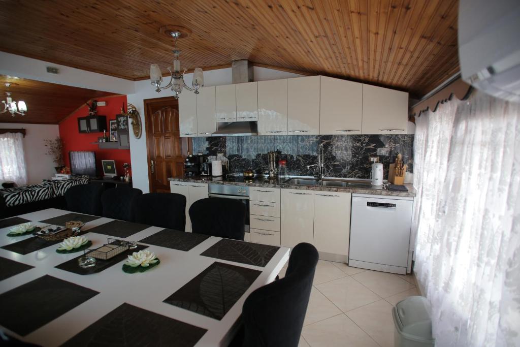 VILA DoRI ANI - Image 4