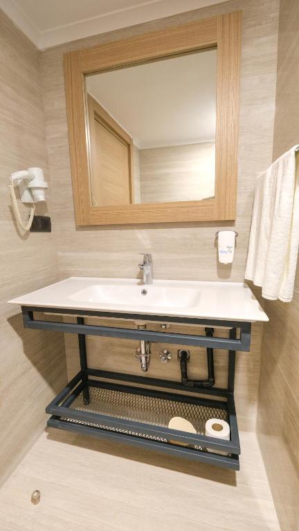 Alesta Seaside Residence - 10