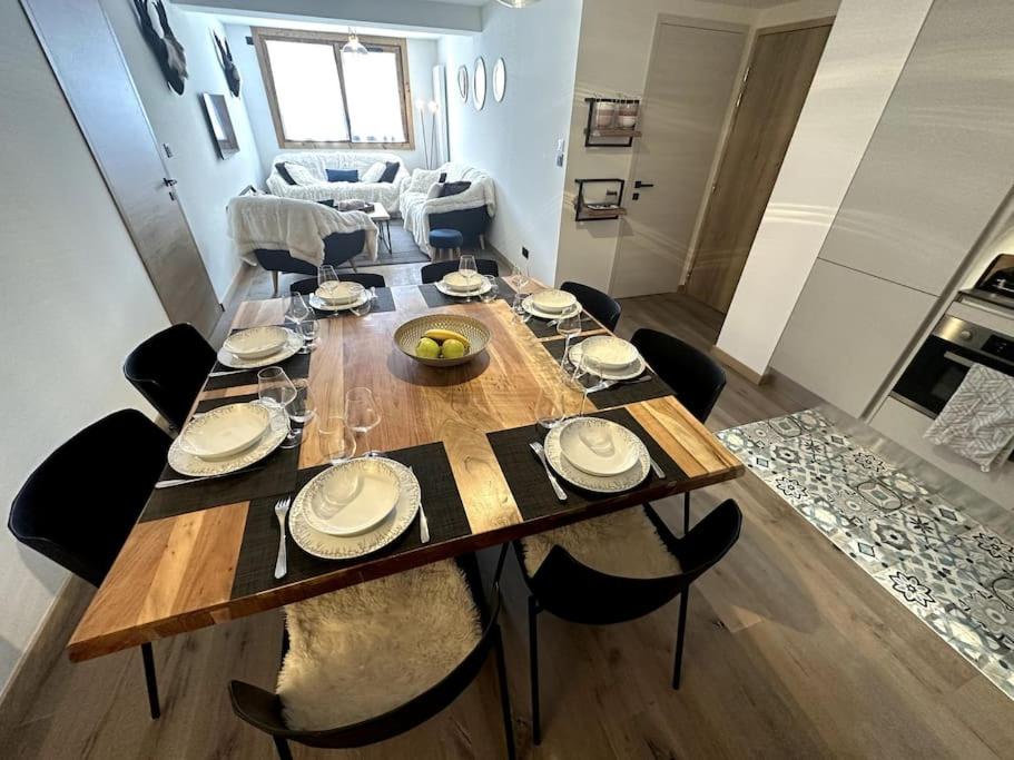 Kuchyňa alebo kuchynka v ubytovaní T3 neuf Courchevel 1650 Domaine de l’Ariondaz