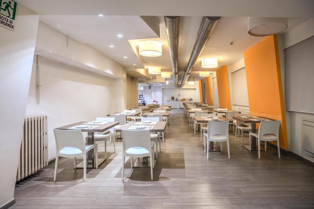 Restauracja lub miejsce do jedzenia w obiekcie Casa per Ferie Ravasco San Pietro