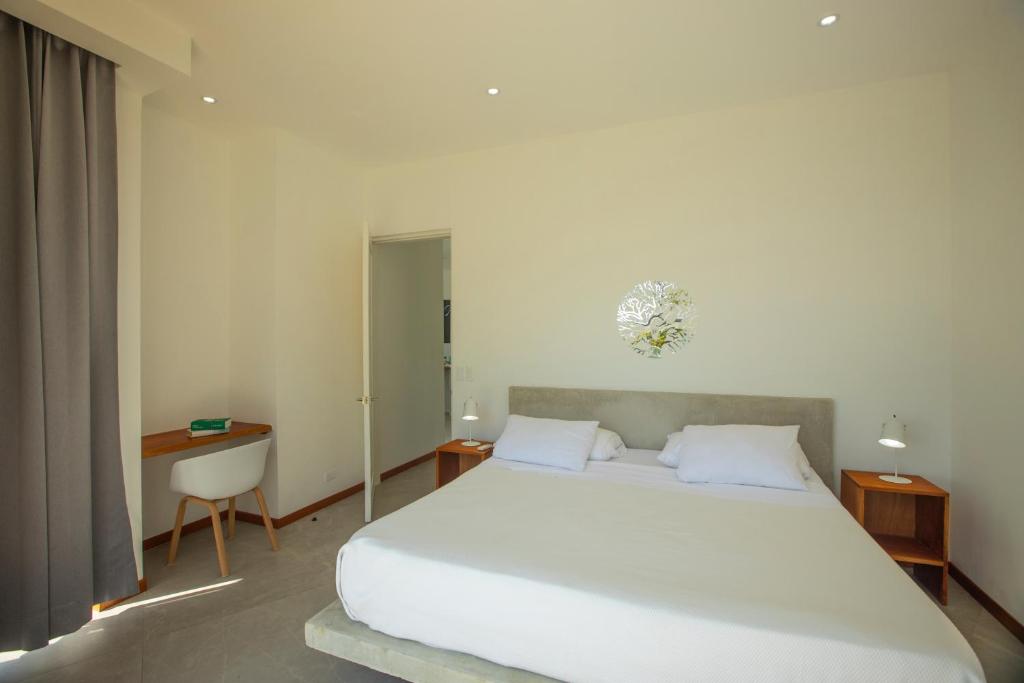 Postel nebo postele na pokoji v ubytování Adeluna Luxury Villas