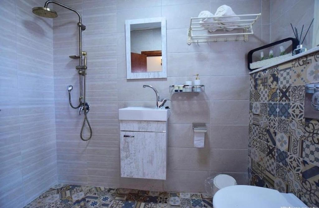 my dream tesisinde bir banyo