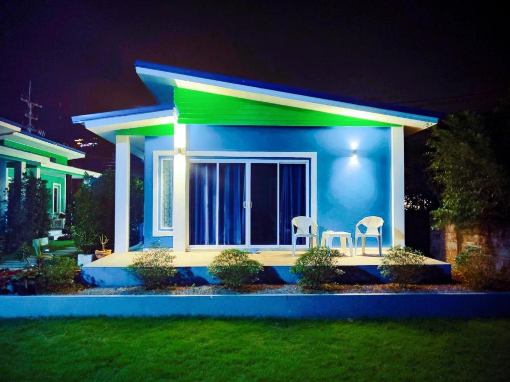 Coco Sea Bangpo Resort - 17