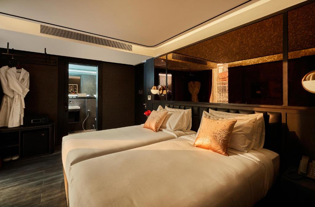 The Gravitique Hotel Khaosan - Resim 16