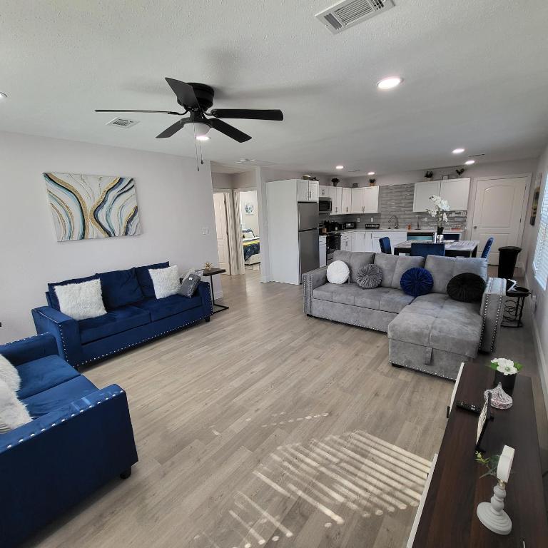 The Blue Crush Near Downtown, Houston Updated 2023 Prices