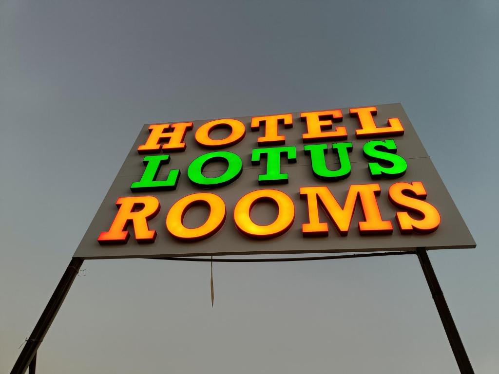 Certifikát, hodnocení, plakát nebo jiný dokument vystavený v ubytování Hotel Lotus