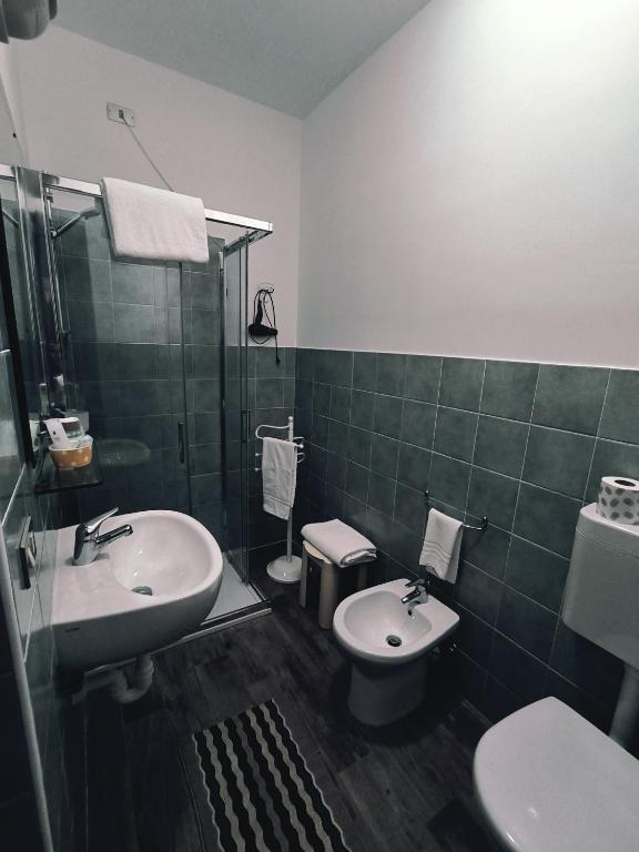 Koupelna v ubytování Nuovo Hotel Giardini