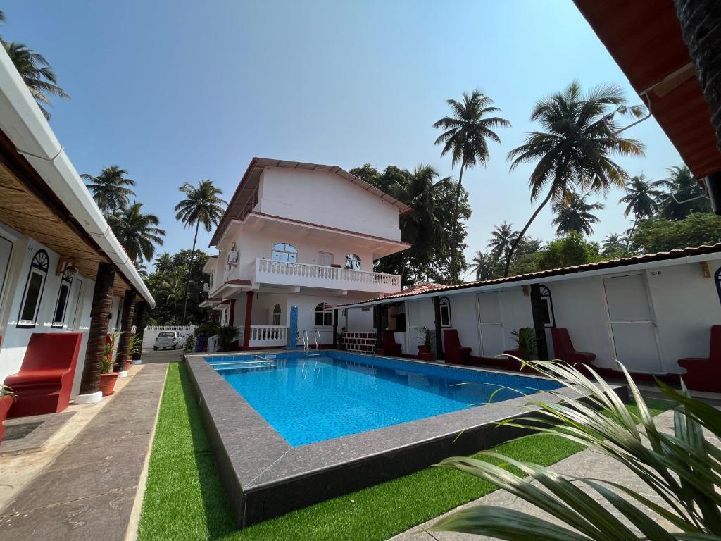 Morjim Beach Resort Гоа