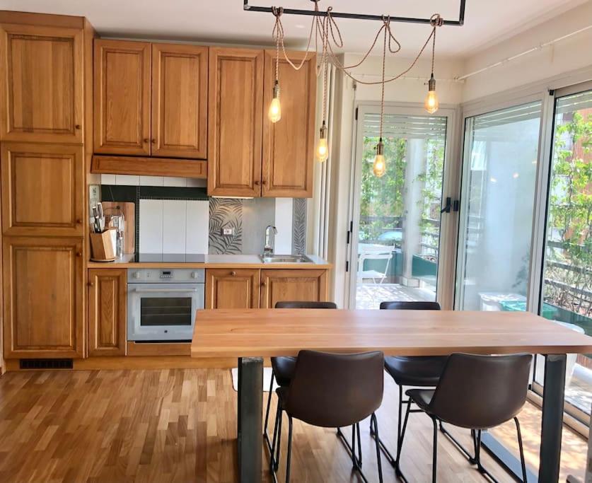 A kitchen or kitchenette at Mascalzone Latino, City center apartment
