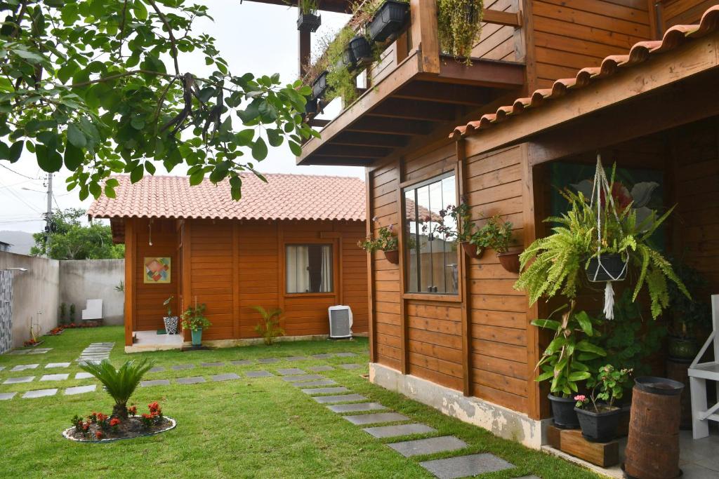 Zahrada ubytování Millicent Residence - Chalet Milly e Chalet Iris - Itaoca Praia - ES