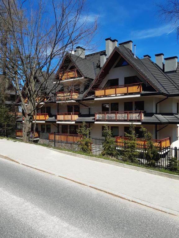 Budova, v ktorej sa apartmán nachádza