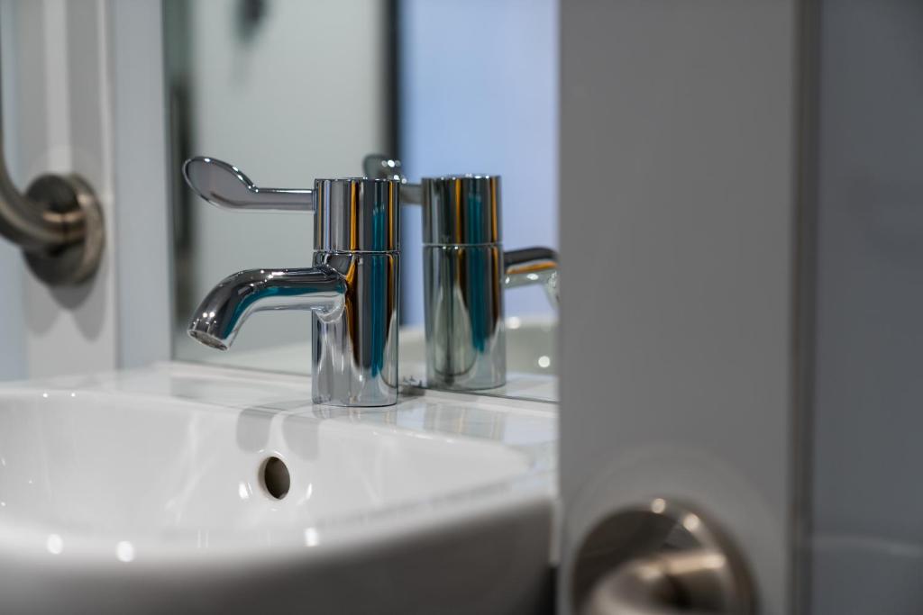 easyHotel Dublin - Resim 7