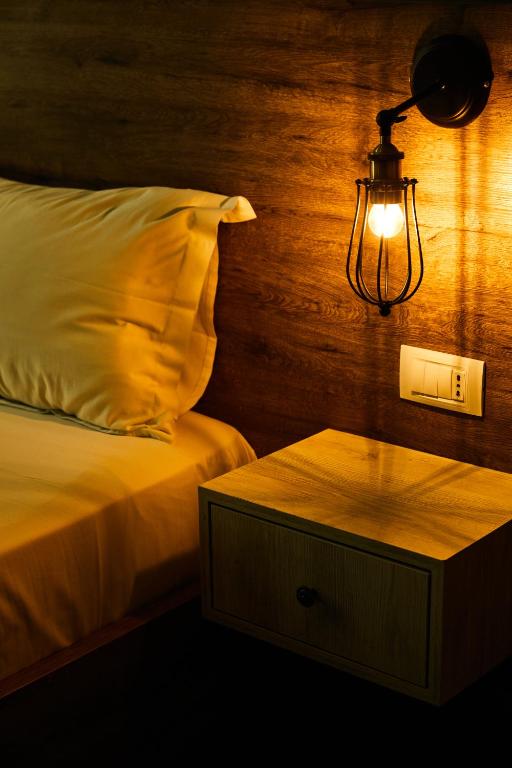 Postel nebo postele na pokoji v ubytování Arc Hotel Tirana