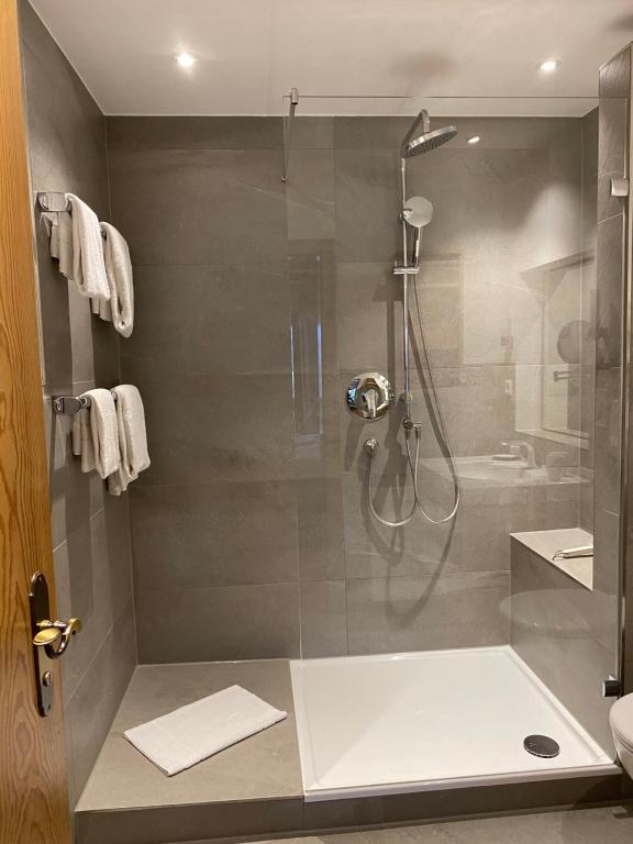 Koupelna v ubytování Sonnhof Apartments Tegernsee - zentral und perfekt für Urlaub & Arbeit