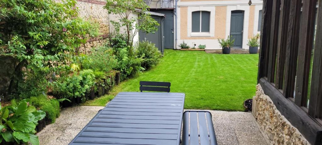 Vonkajšia záhrada v ubytovaní Villa Olive - 4 Bdr - Garden - Deauville Centre