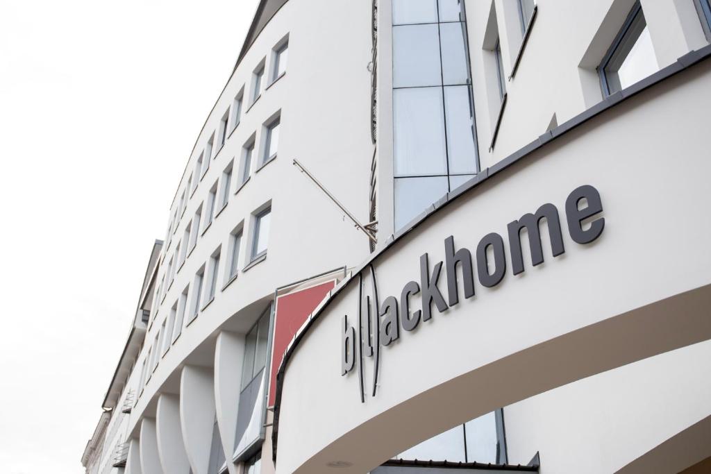Certifikat, nagrada, logo ili neki drugi dokument izložen u objektu Blackhome Wien I contactless check-in