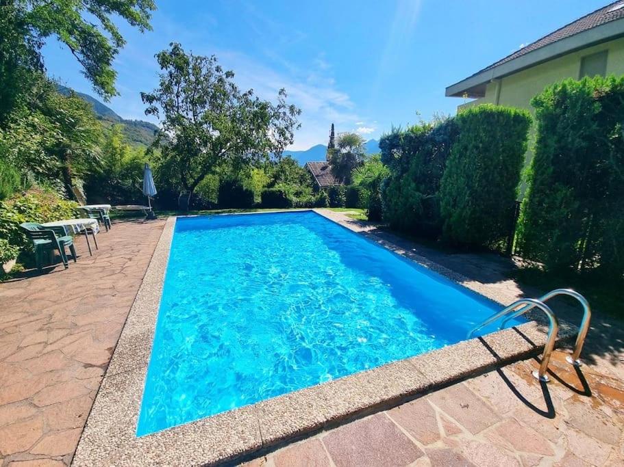 Suite Castel Meran - panorama terrace and pool - Housity
