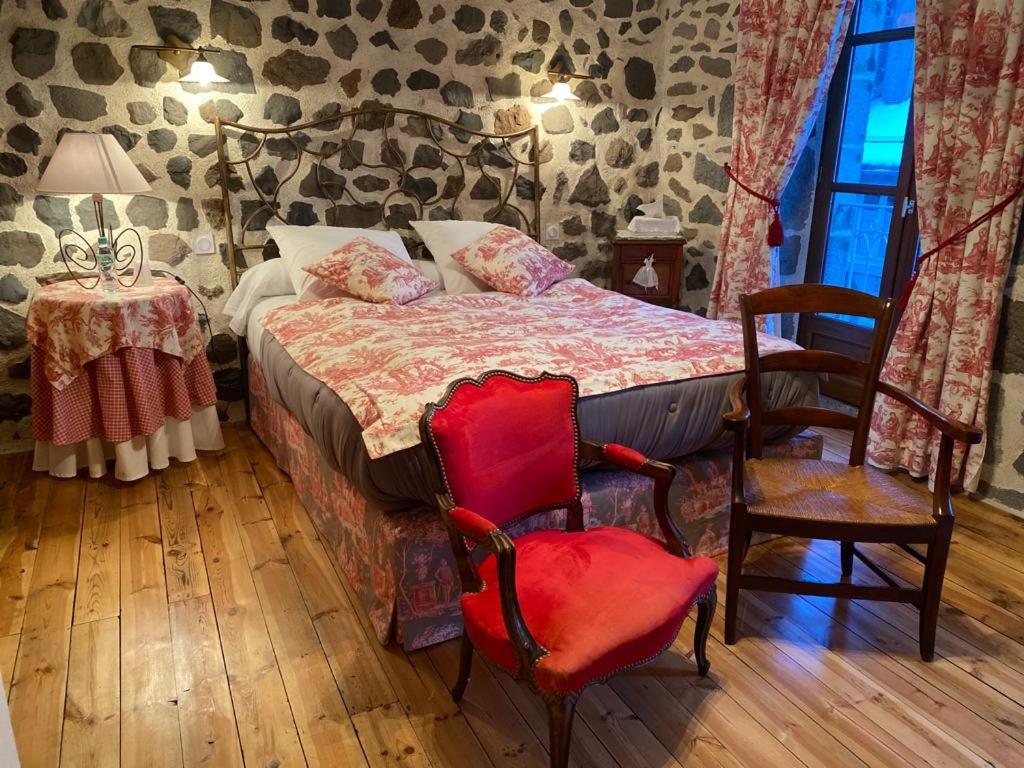 Postel nebo postele na pokoji v ubytování L'ESCALE DE CAMILLE