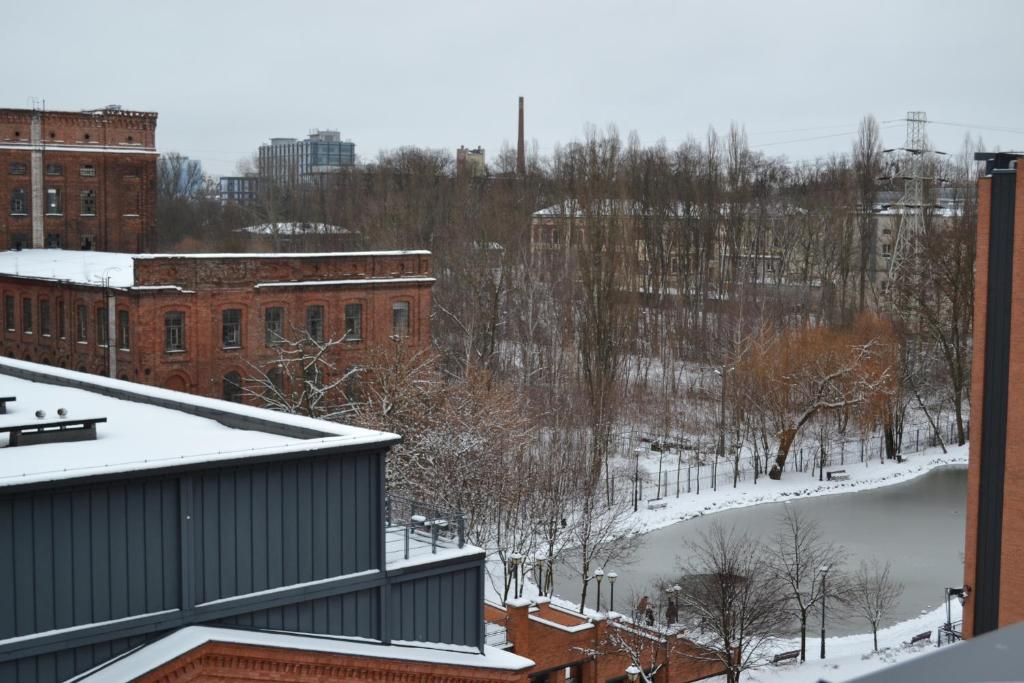 Exclusive Loft Tymienieckiego street v zime