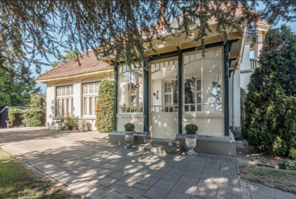 Dinkel Verblijf - Housity