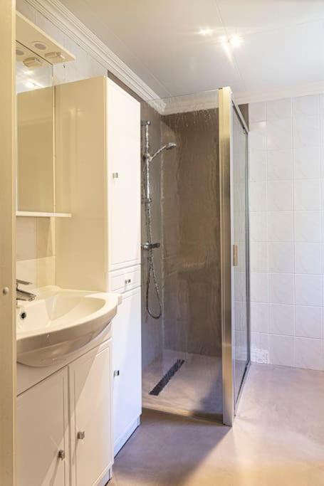 Kúpeľňa v ubytovaní Villa Vista Mare 11 Favone