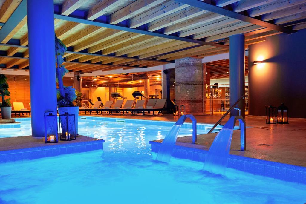 Bazén v ubytování Hotel Veronesi La Torre nebo v jeho okolí