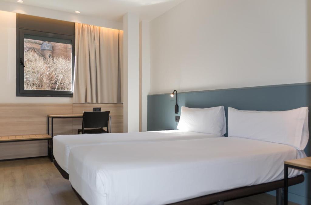 Hotel Sant Pau - Resim 14
