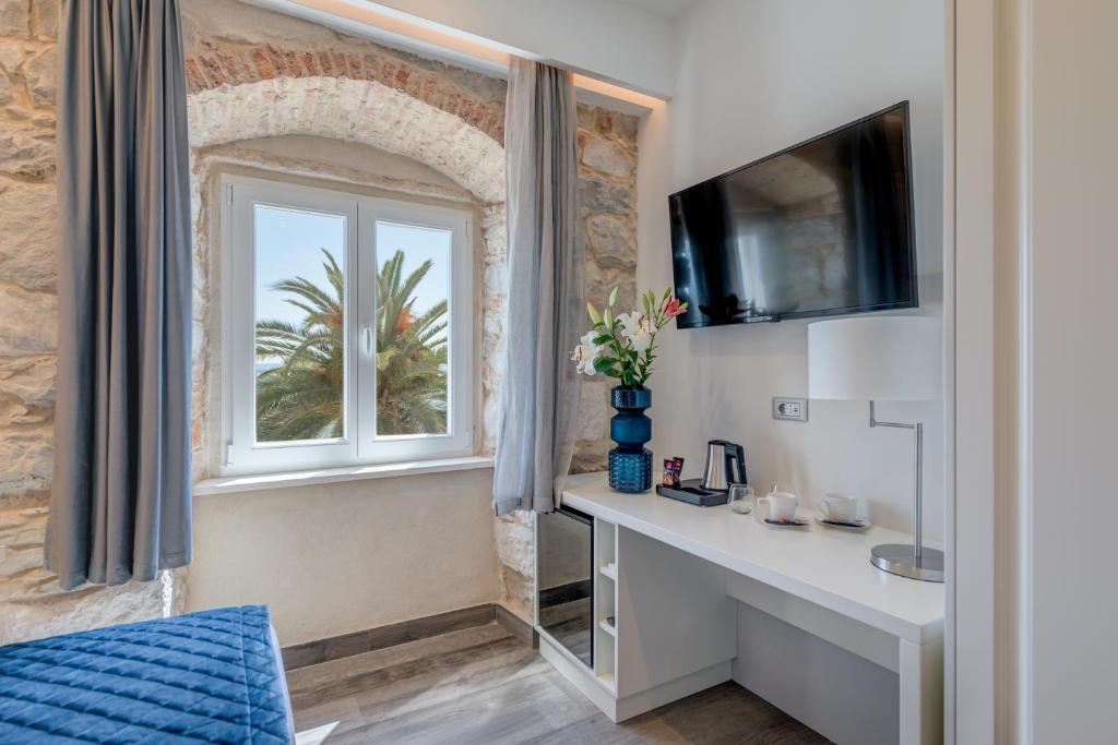 Palms Promenade Luxury Rooms - 16