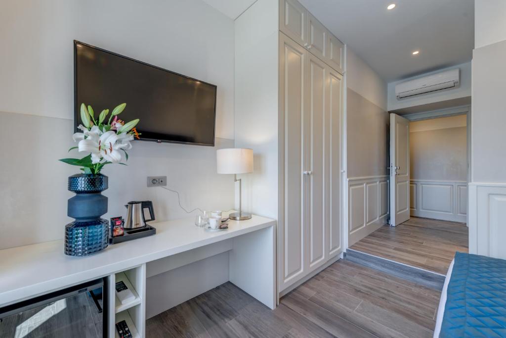 Palms Promenade Luxury Rooms - 17