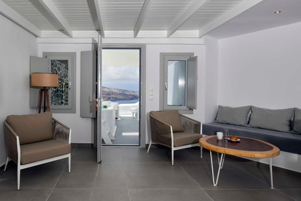 Marizan Caves & Villas - 带有户外热水浴缸和火山口的大洞穴