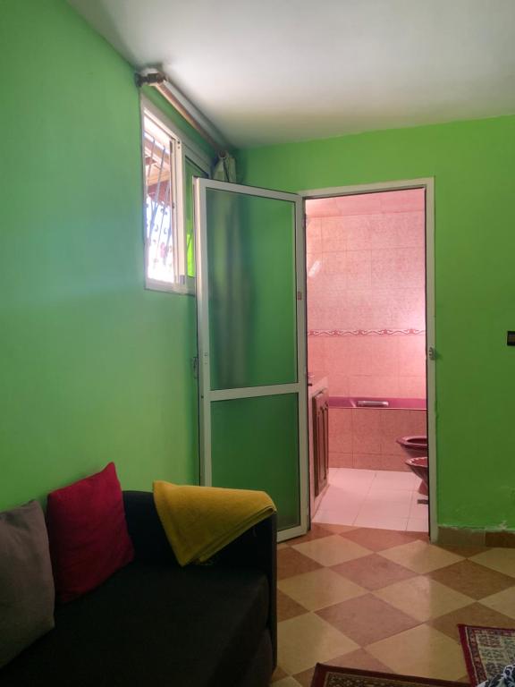 Posezení v ubytování House Naïma