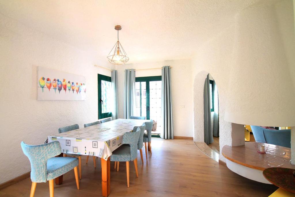 Fotografie z fotogalerie ubytování Holiday Home Anais v destinaci L'Escala