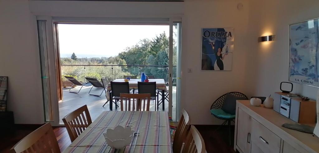 Kuchyň nebo kuchyňský kout v ubytování VILLA ANGELINI