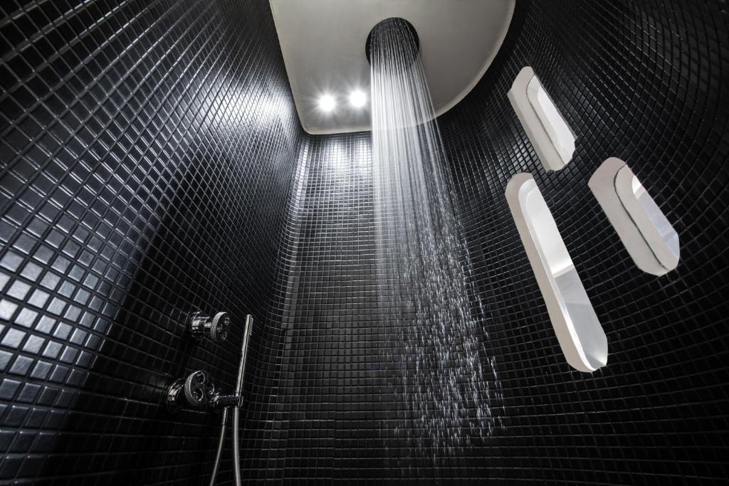 Athina Luxury Suites - 3