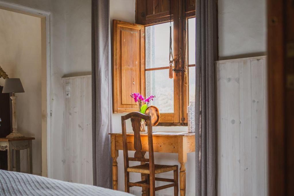 Postel nebo postele na pokoji v ubytování Agroturismo Son Boronat