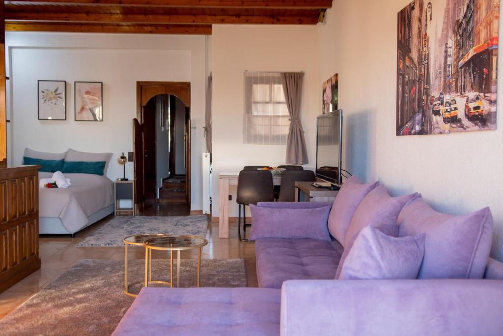 Stathohouse - Housity