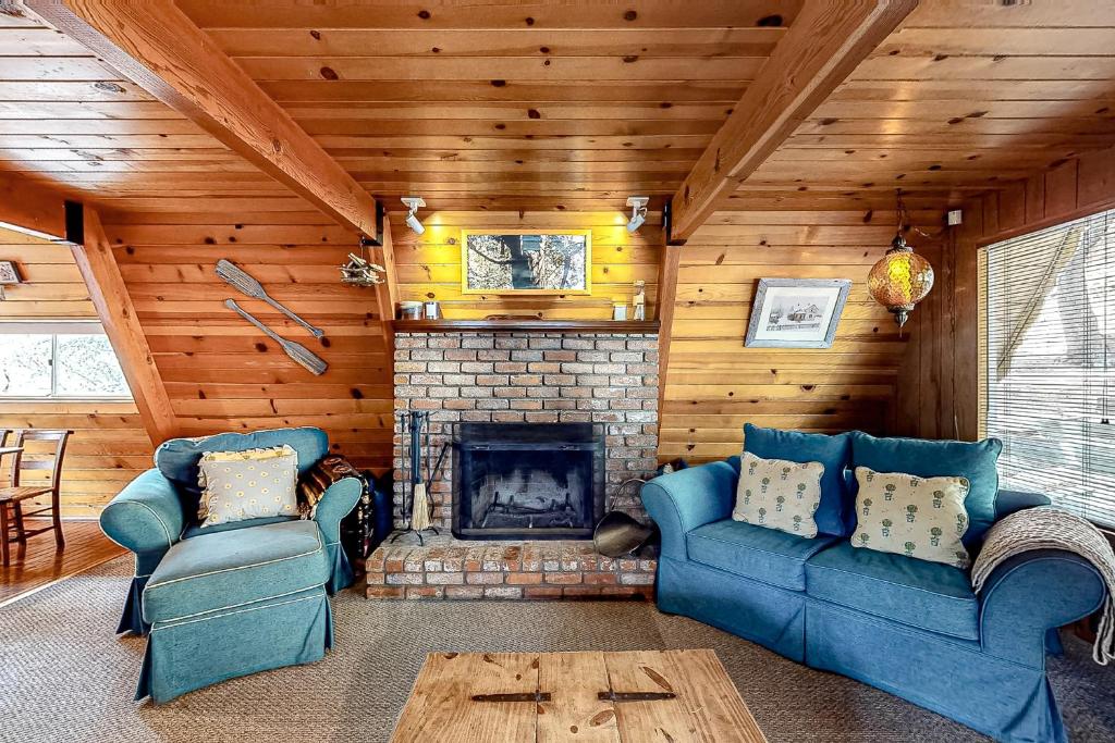 Crestline Retreat, Crestline Updated 2023 Prices