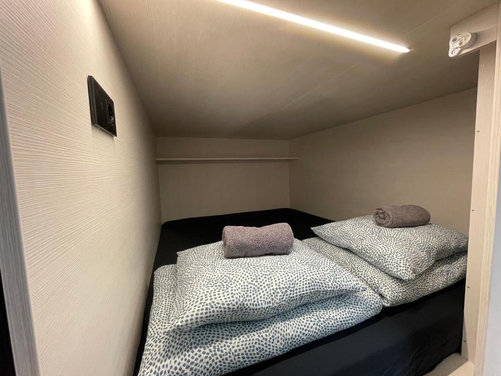 Postel nebo postele na pokoji v ubytování Sleep&Go Hostel Ljubljana