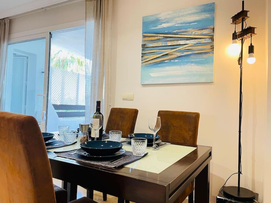 Posedenie v ubytovaní Blue Palm Apartment Estepona