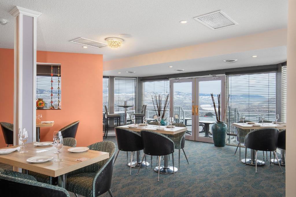 Ramada by Wyndham Kamloops - Resim 22