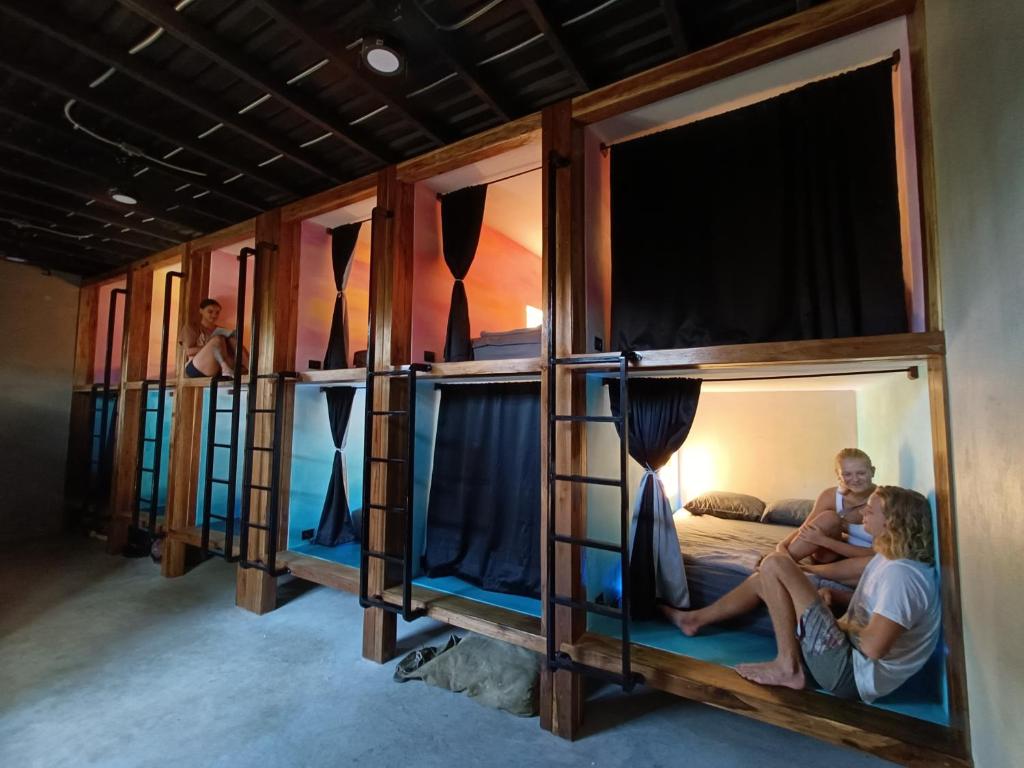 Hosté ubytování Shipwrecked Hostel