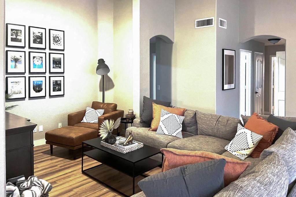 Power Ranch Retreat, Queen Creek (updated prices 2024)