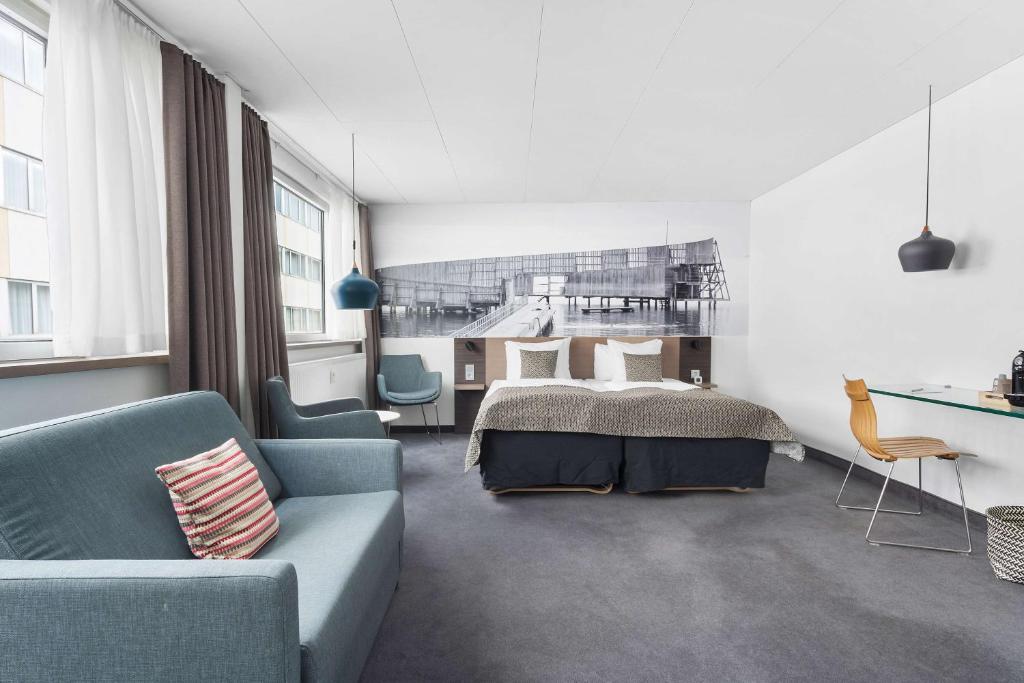 Postel nebo postele na pokoji v ubytování Best Western Plus Airport Hotel