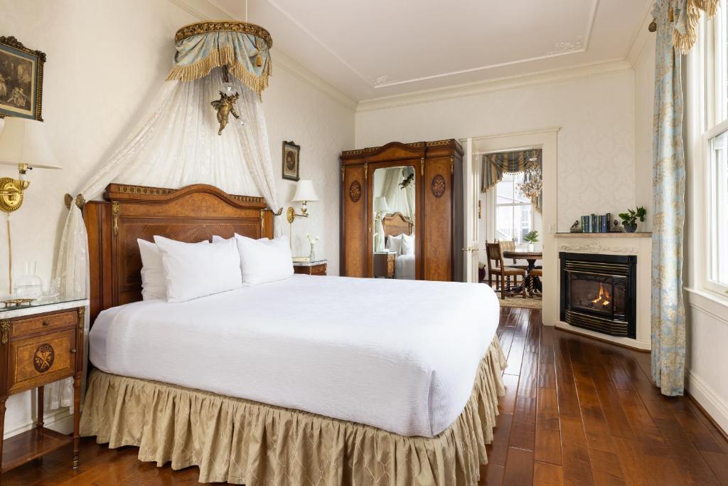 Seven Gables Inn on Monterey Bay, A Kirkwood Collection Hotel - 