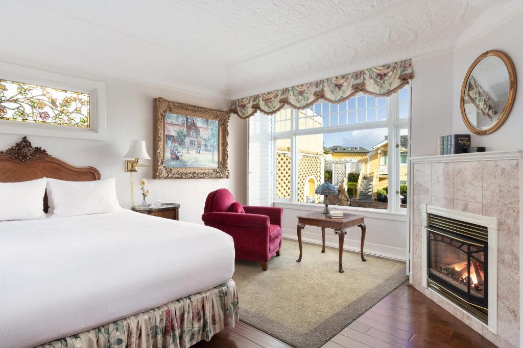 Seven Gables Inn on Monterey Bay, A Kirkwood Collection Hotel - 