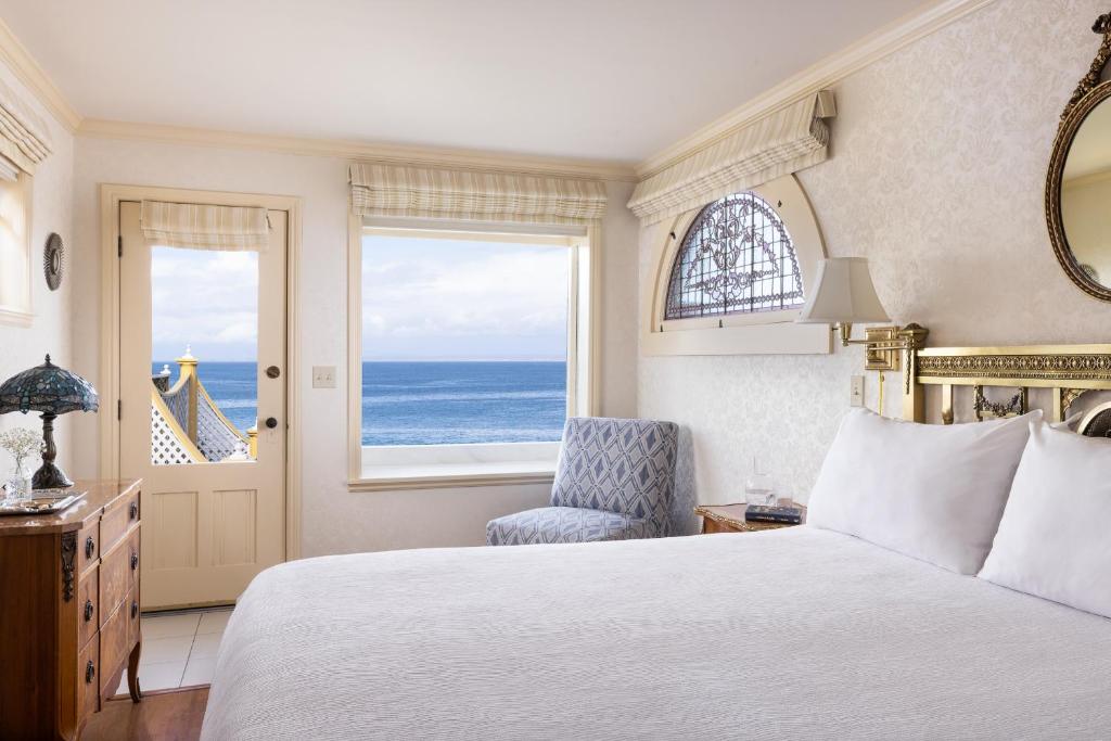 Seven Gables Inn on Monterey Bay, A Kirkwood Collection Hotel - 