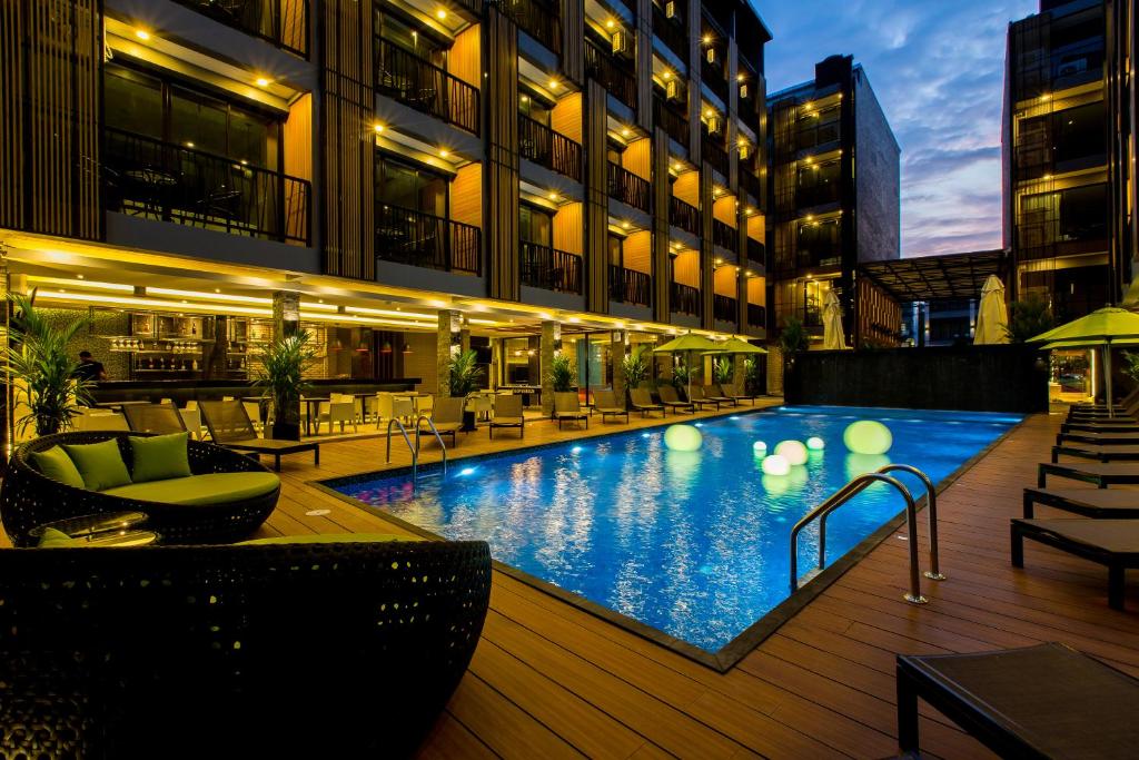 Bazén v ubytování GLOW Ao Nang Krabi nebo v jeho okolí